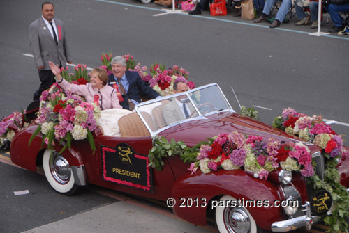 Tournament of Roses President Sally Bixby's car - Pasadena (January 1, 2013) - by QH