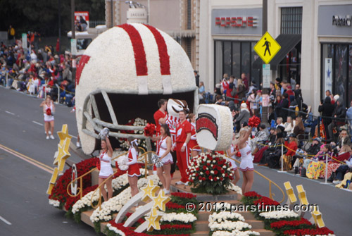 The University of Wisconsin Cheerleaders - Pasadena (January 1, 2013) - by QH