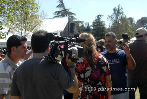 Press filming the event - Balboa Park, Van Nuys (April 5, 2009) - by QH