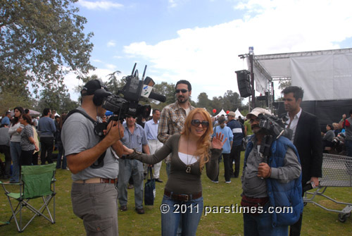 Andisheh TV crew, VOA Persian - (April 3, 2011) - by QH
