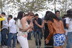 Iranian Youth dancing at Sizdah Be-dar - Balboa Park, Van Nuys (April 4, 2010)- by QH