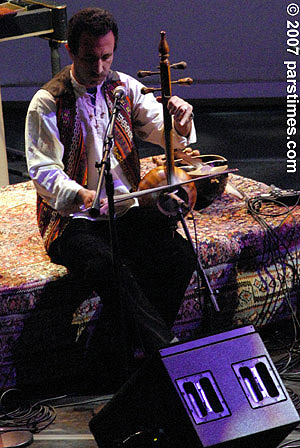 Mani Balouri - The Getty Center, LA (February 17, 2007) - by QH