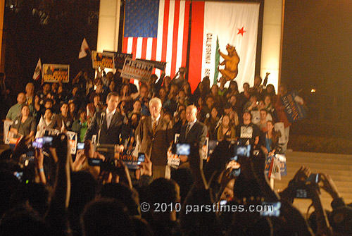 Gavin Newsom, Jerry Brown & President Bill Clinton - UCLA (October 15, 2010) - by QH