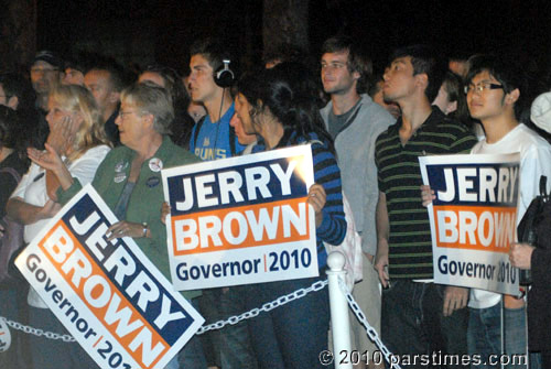 Brown Supporters - UCLA (October 15, 2010) - by QH