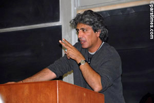Shahriar Mandanipour author of Censoring an Iranian Love Story (November 26, 2006)- by QH