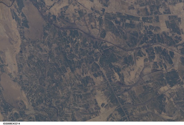 Ahvaz & Karun River- April 2, 2003 (NASA)