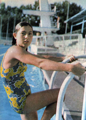 Teenage Swimming Sensation Tonia Valioghli